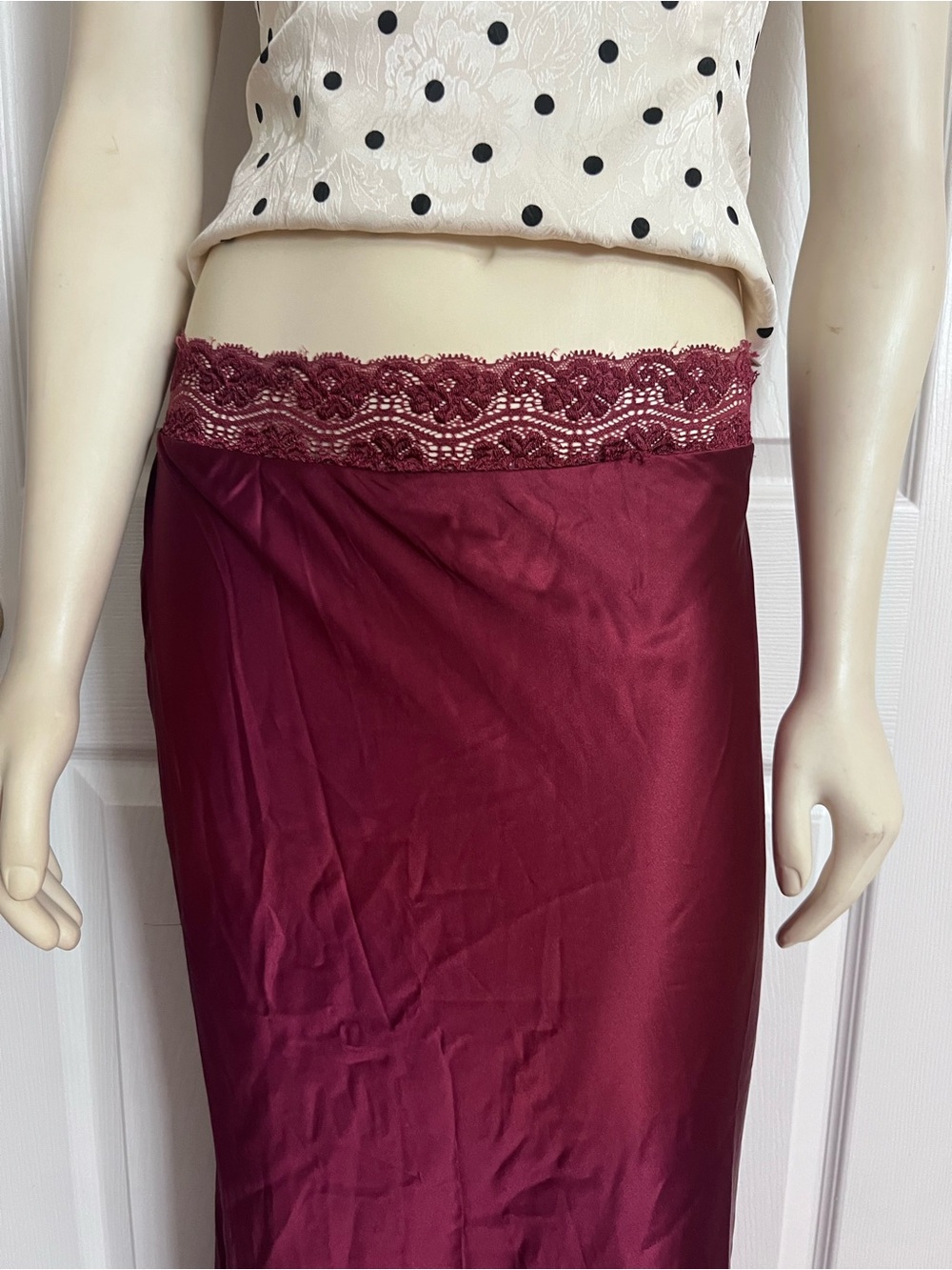 Princess Polly The Charmaine Maxi Skirt Burgundy - Picture 12 of 14